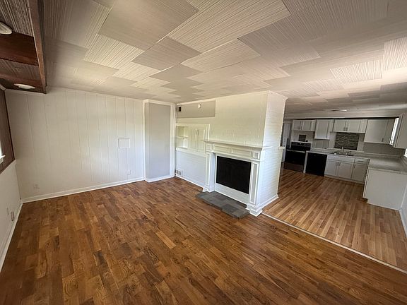 2nd image of 2360 Liberty Rd