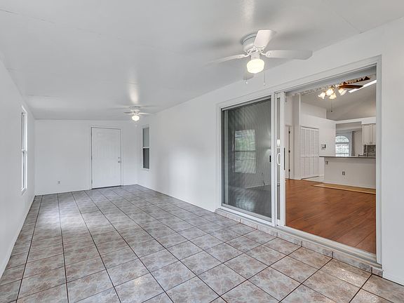 4th image of 6708 Coral Cove Dr