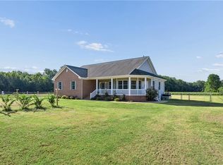 10028 Halltown Rd, Smithfield, VA 23430