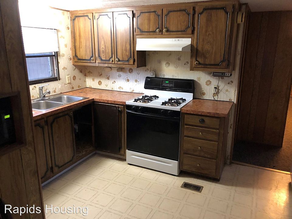 2nd image of 3300 Johnson Ave #5