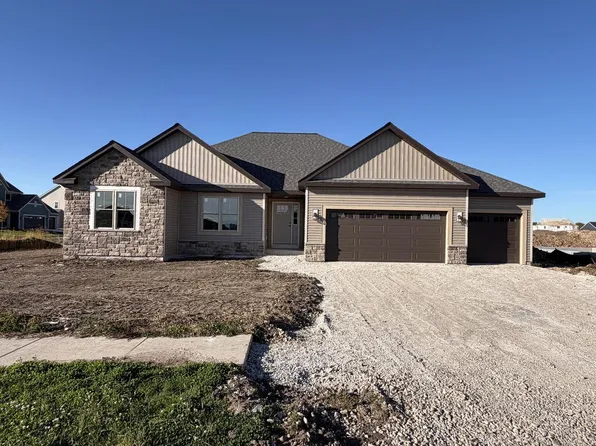 1236 Wild Rye LANE, Oconomowoc, WI 53066