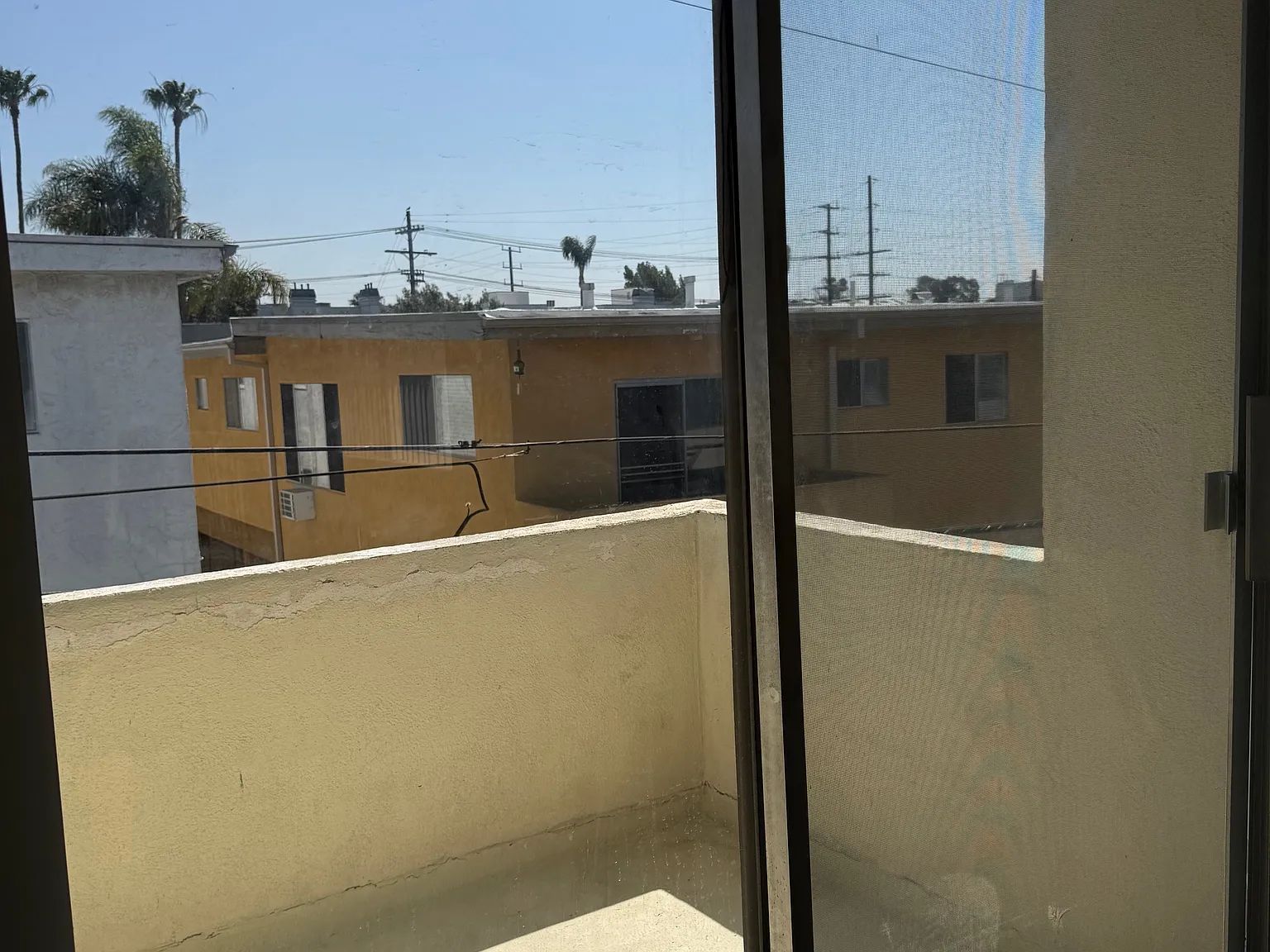 2 bed, 1100 sqft, $3,400 — Photo 3