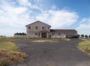 29823 E Carter Rd, Farmington, CA 95230