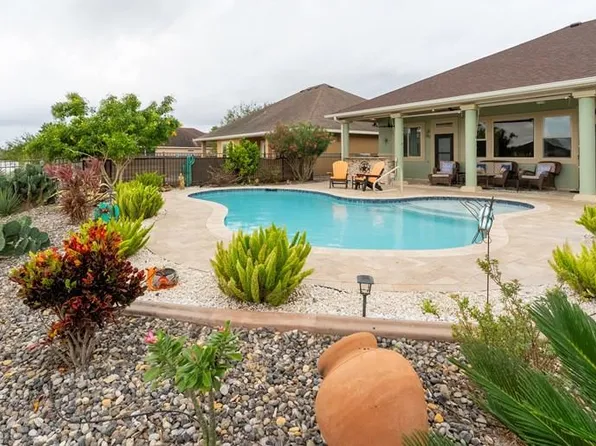 86 Golf House Rd, Laguna Vista, TX 78578