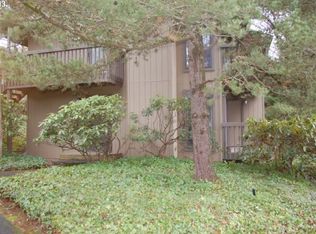 7730 SW Barnes Rd D #D, Portland, OR 97225