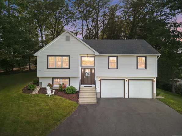 73 Lido Road, Farmington, CT 06085