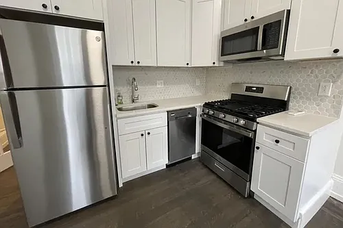 2037 Spring Garden St #1FF Photo 1