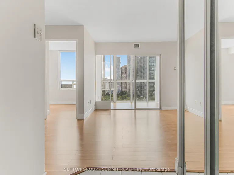 285 Enfield Pl #1606 — Photo 7
