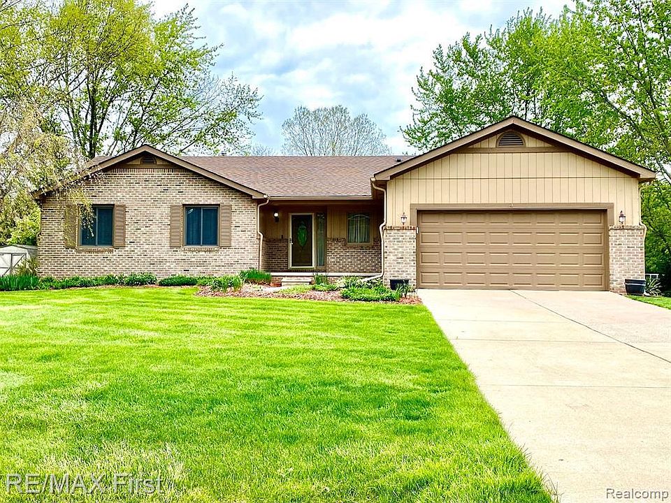 1st image of 23960 Glencreek Dr