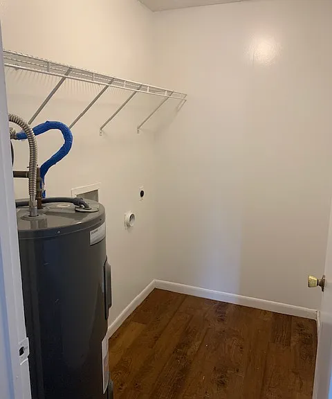 2533 Johnson Dr — Photo 9