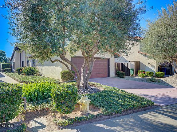 5th image of 120 Foxenwood Dr