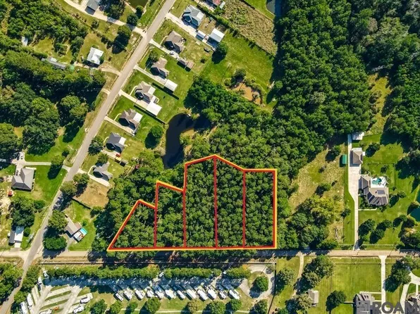 26514 Clyde Blount Rd, Livingston, LA 70754