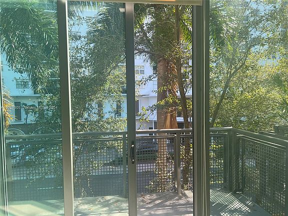 5th image of 6000 Collins Ave APT 307