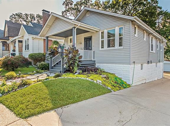 3rd image of 7550 Ellis Ave