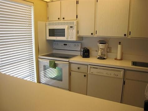 4th image of 25840 Hickory Blvd APT 301
