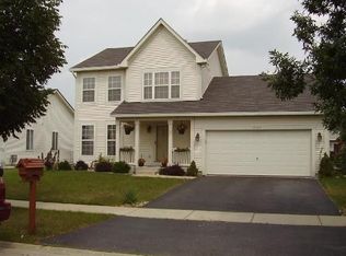 2062 Wheatfield Dr, Romeoville, IL 60446