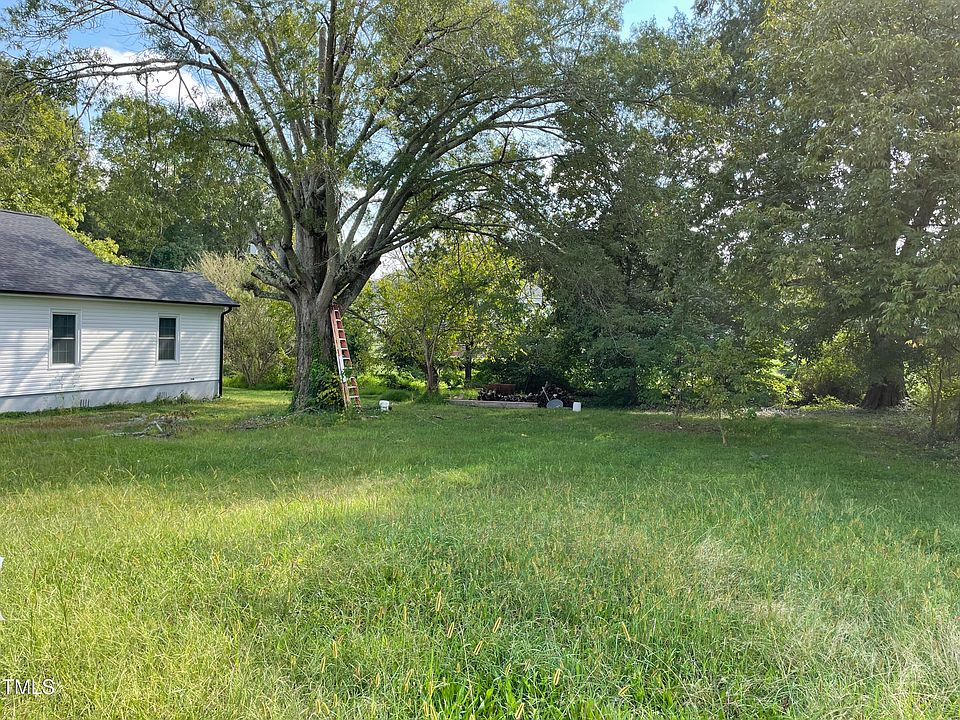 1st image of 1012 W Webb Ave #11