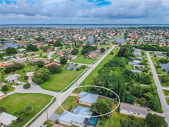 4th image of 3020 Magdalina Dr
