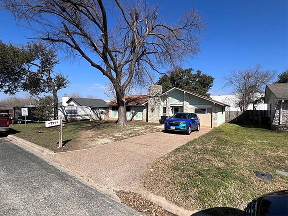 3rd image of 2903 Blue Ridge Dr