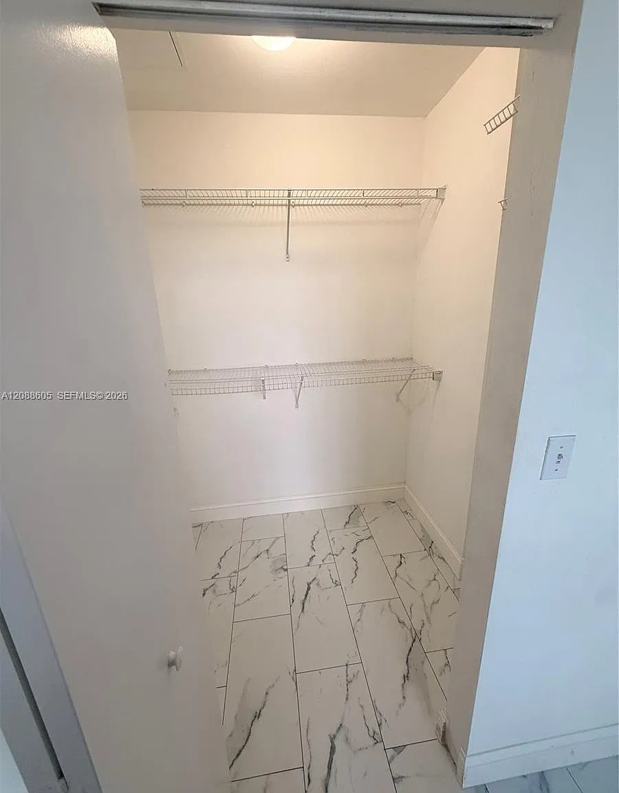 2 bed, 2.0 bath, $3,000 — Photo 4