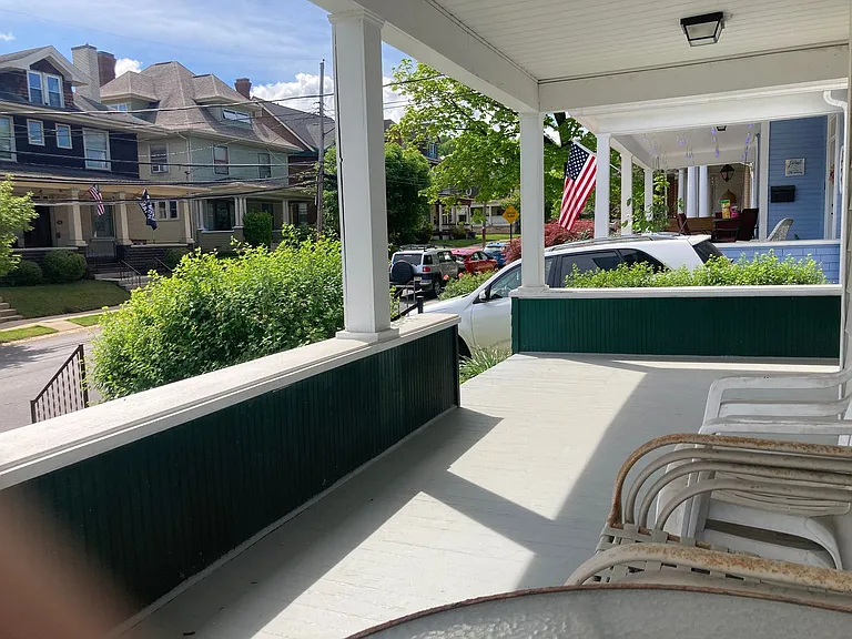 212 Grand Street — Photo 27