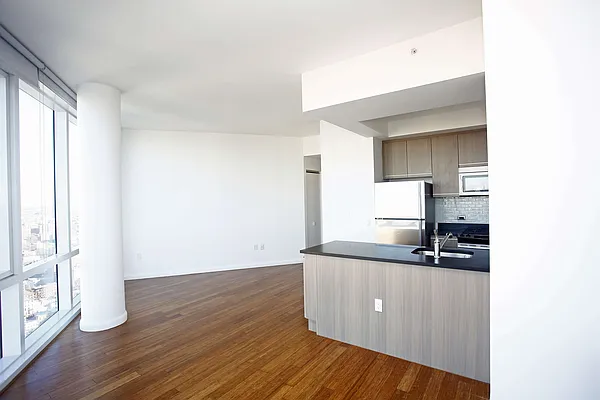 Rented by The Dermot Realty Management Company | media 61