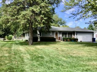 2231 Garden Rd, Aurora, IL 60506