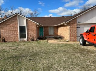 308 N Cimarron Dr, Enid, OK 73703