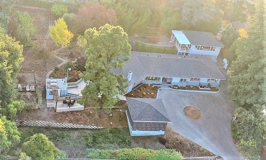 808 Amber Ln photo 1