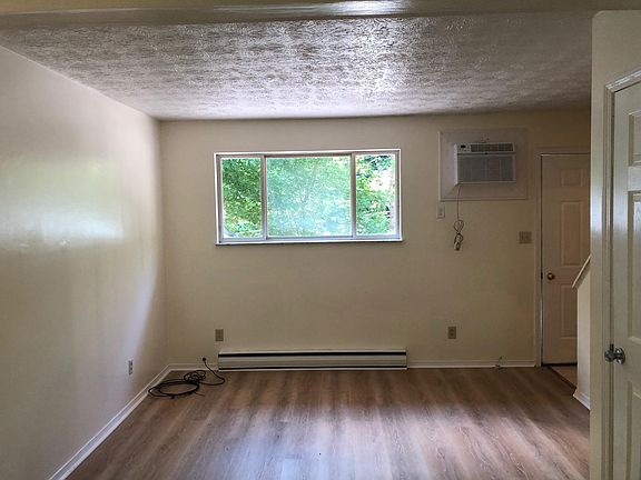 Living / Dining Room