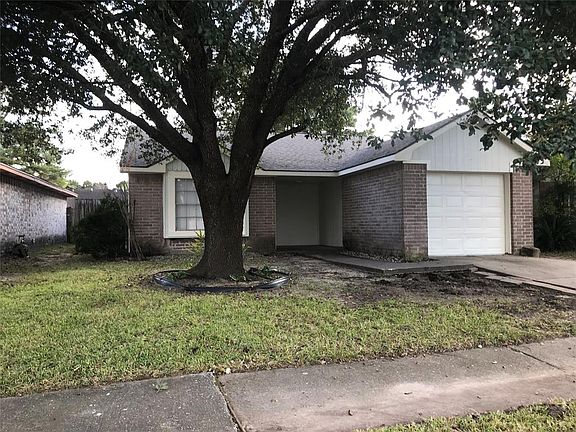 3rd image of 10319 Bushy Creek Dr