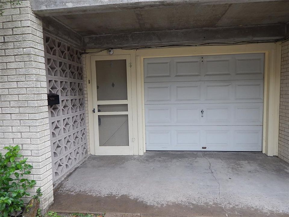 1st image of 4420 Avenue L