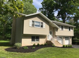 14 The Fairway Cedar Grv, Cedar Grove, NJ 07009