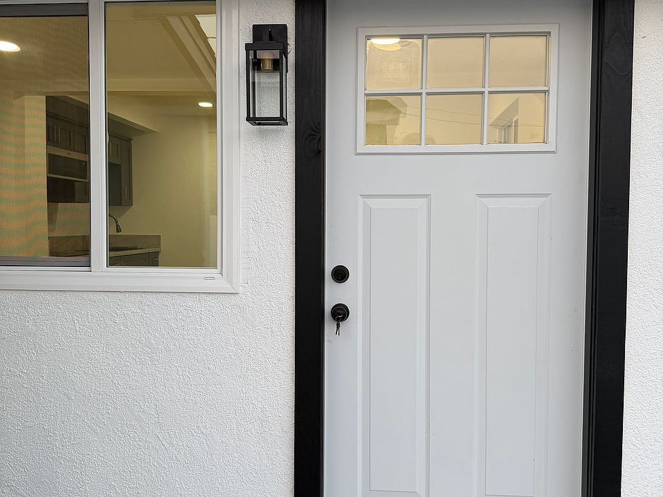 1st image of 1156 S Alma Ave #2
