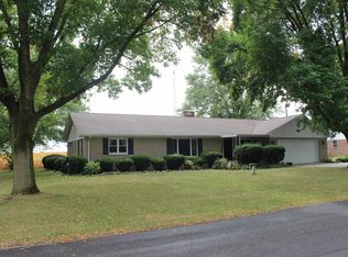 308 W South St, Boswell, IN 47921