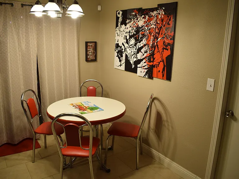 6380 Yucca Ave — Photo 3