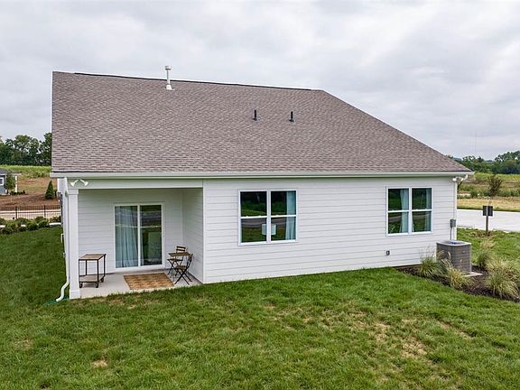 2nd image of 9051 Bluestem Cir