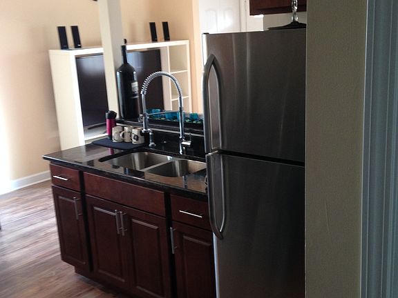 4th image of 677 Cleo Ct #86C