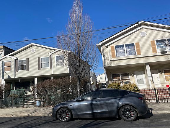 2nd image of 437-439 Pacific Ave