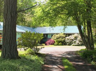 18625 Ridge Rd SW, Vashon, WA 98070