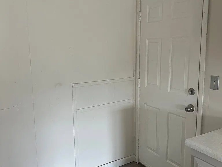 576 Depot St #578 — Photo 11