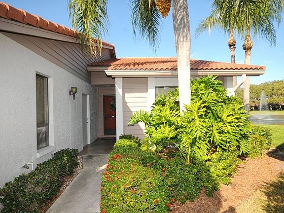 3rd image of 3909 Wilshire Ct #82