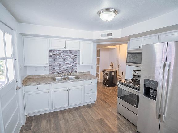 2nd image of 2941 Madison Ave #Basement