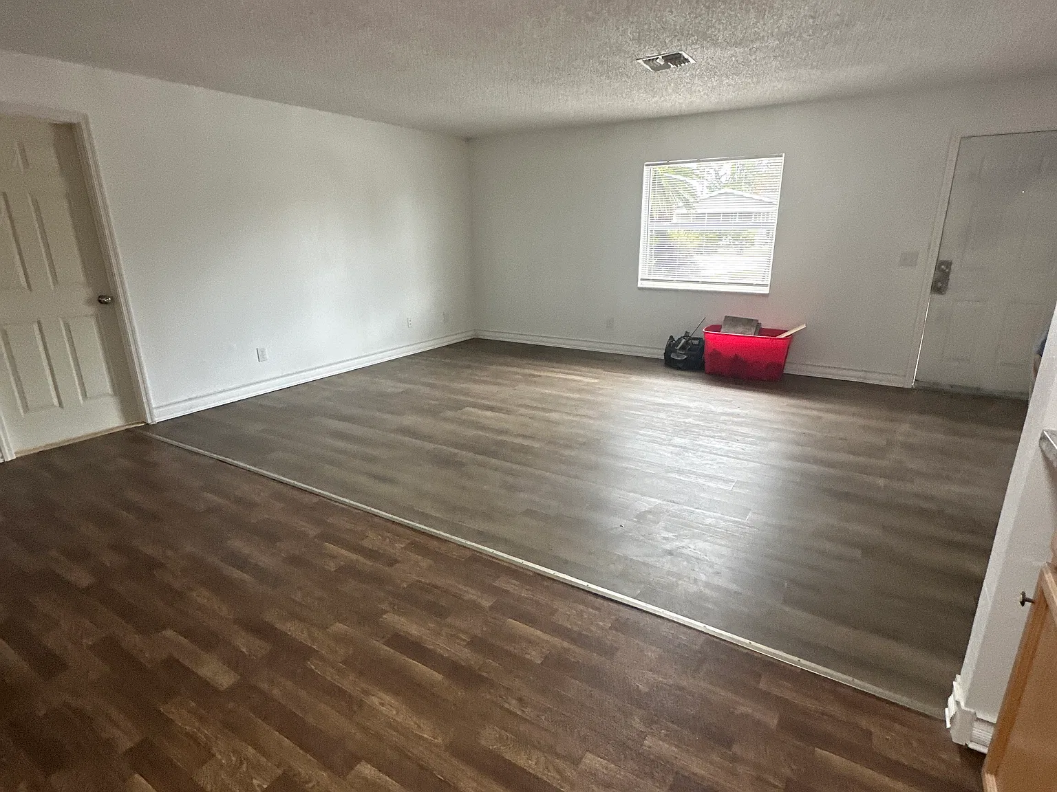 3 bed, 1100 sqft, $1,475 — Photo 3