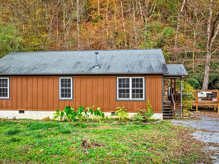 5337 Pittman Center Rd — Photo 30