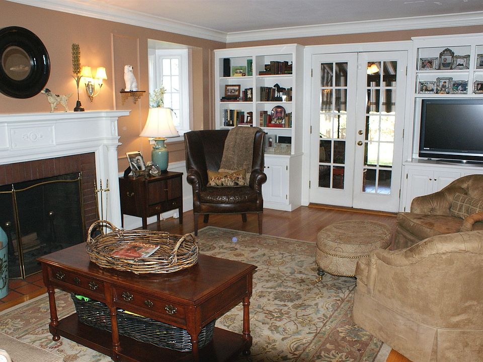 102 Farmington Ave, Longmeadow, MA 01106 Zillow