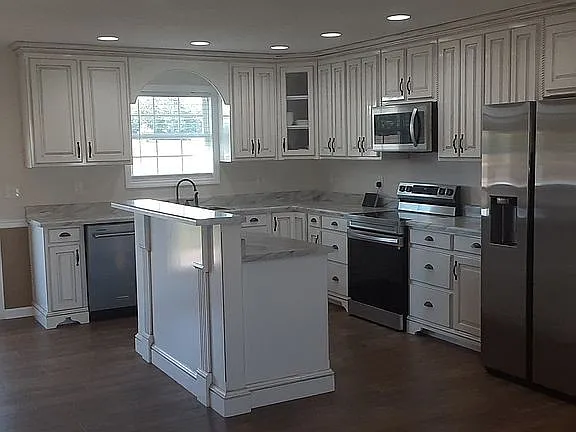 3 Bedroom 2 Bath Winchester — Photo 4