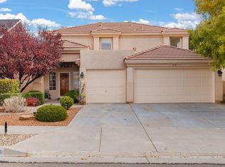 1116 Salinas St SE, Albuquerque, NM 87123
