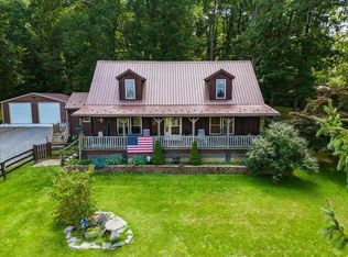 131 Rocky Ln, Stuarts Draft, VA 24477