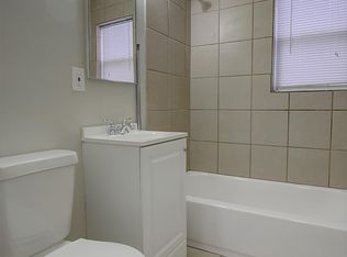 8827 Highland Ave, Kansas City, MO 64131